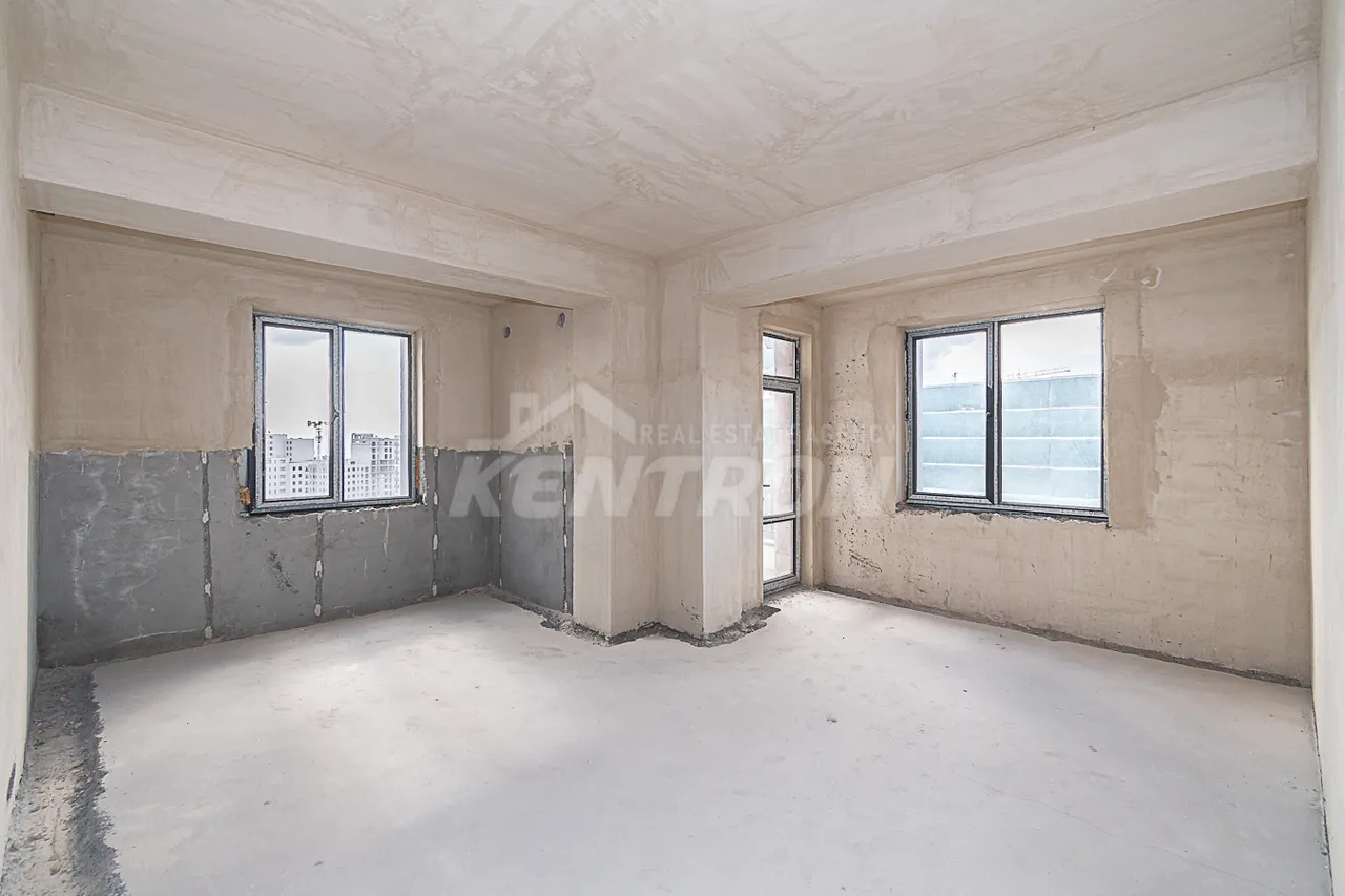 4 bedroom apartment for sale Adonts St, Arabkir Yerevan, 159467