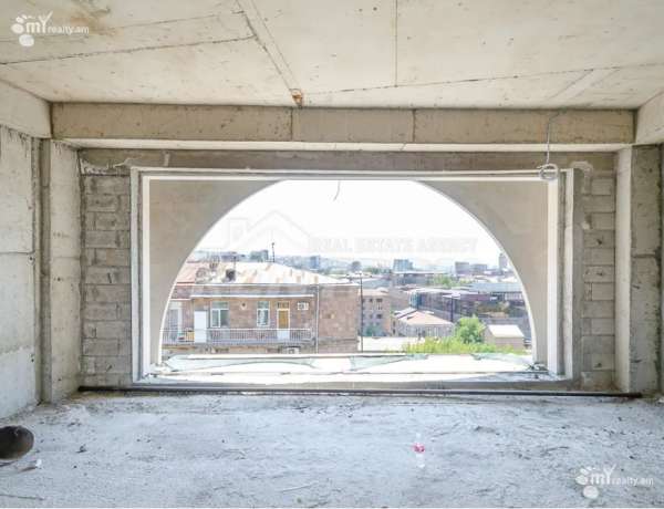 norakaruyc-bnakaran/4-senyakanoc/Leo+St/Center/Yerevan