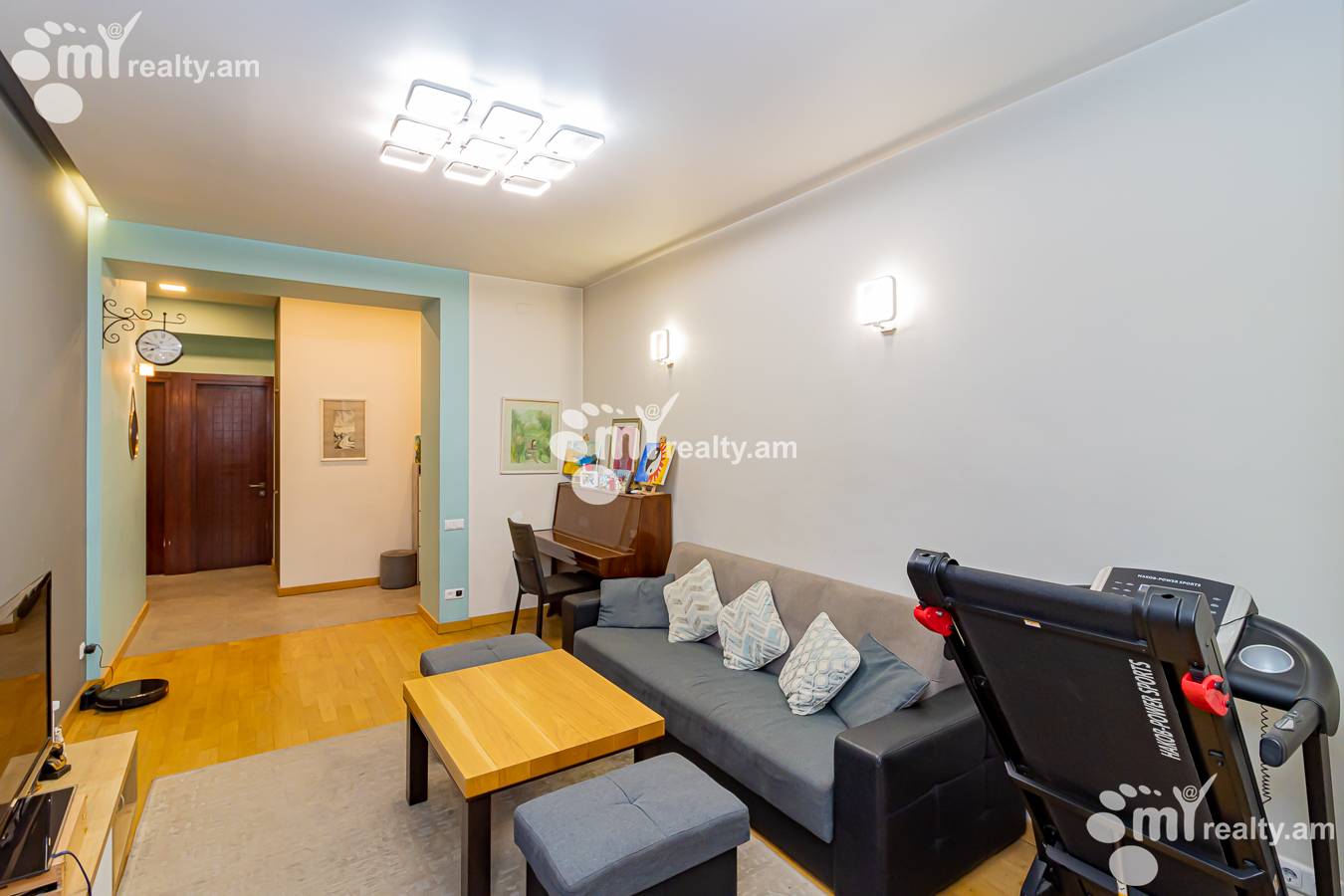 3 bedroom apartment for sale خیابان هِراتسی, مرکز شهر ایروان, 143129