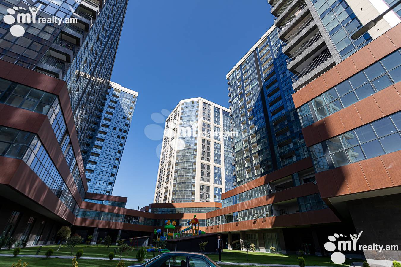 2 սենյականոց բնակարան  Կոմիտասի պող, Արաբկիր Երևան, 157093