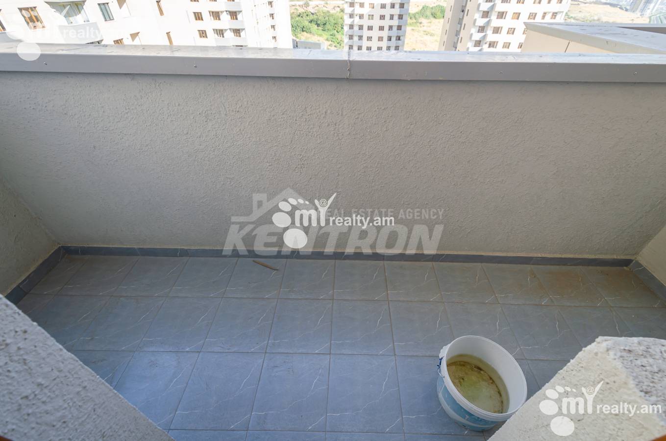 4 սենյականոց բնակարան  Մ․ Մելքոնյան փող, Կենտրոն Երևան, 155071