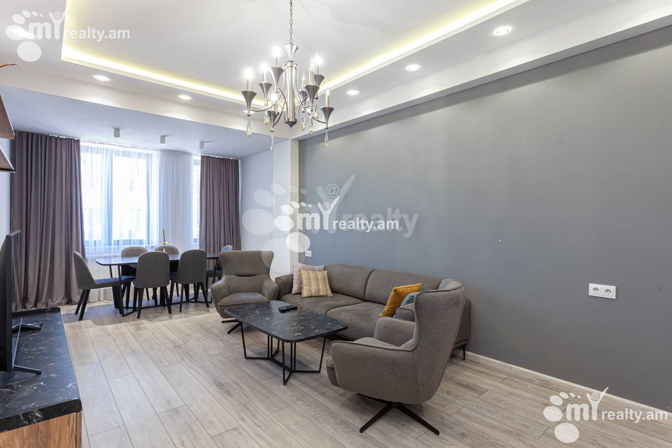 3 bedroom apartment for rent Antarayin St, Center Yerevan, 151305