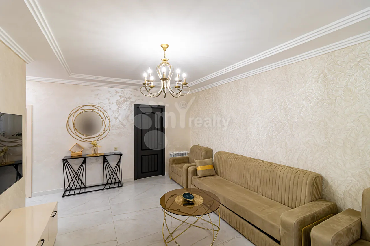 2 bedroom apartment for sale Zakyan St, Center Yerevan, 161601