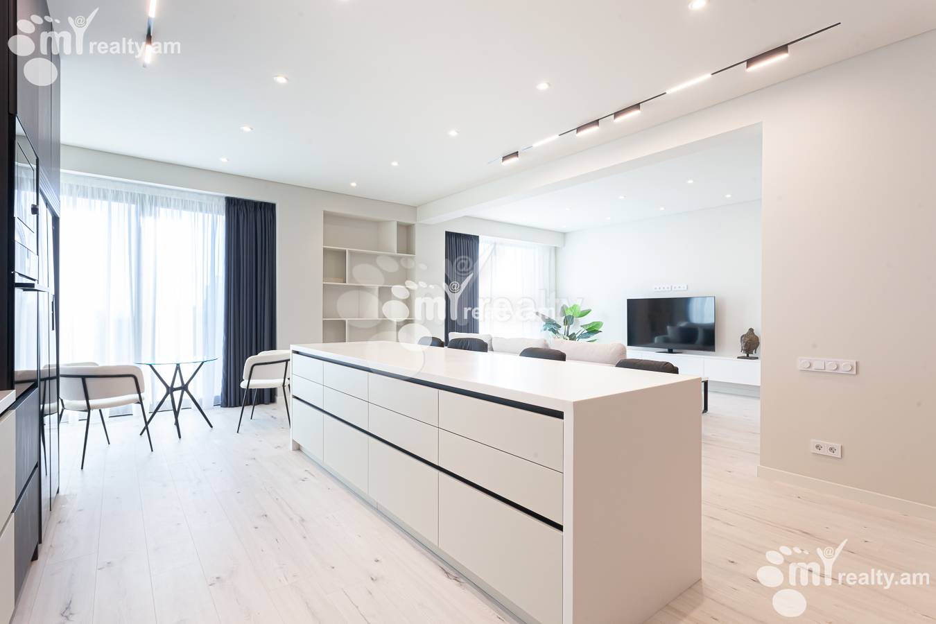 3 bedroom apartment for rent خیابان تِریان, مرکز شهر ایروان, 155454