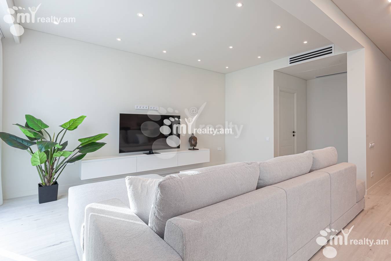 3 bedroom apartment for rent خیابان تِریان, مرکز شهر ایروان, 155454