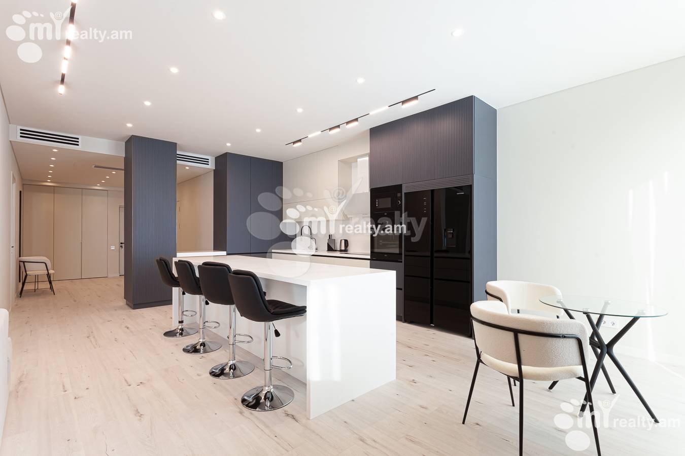 3 bedroom apartment for rent خیابان تِریان, مرکز شهر ایروان, 155454