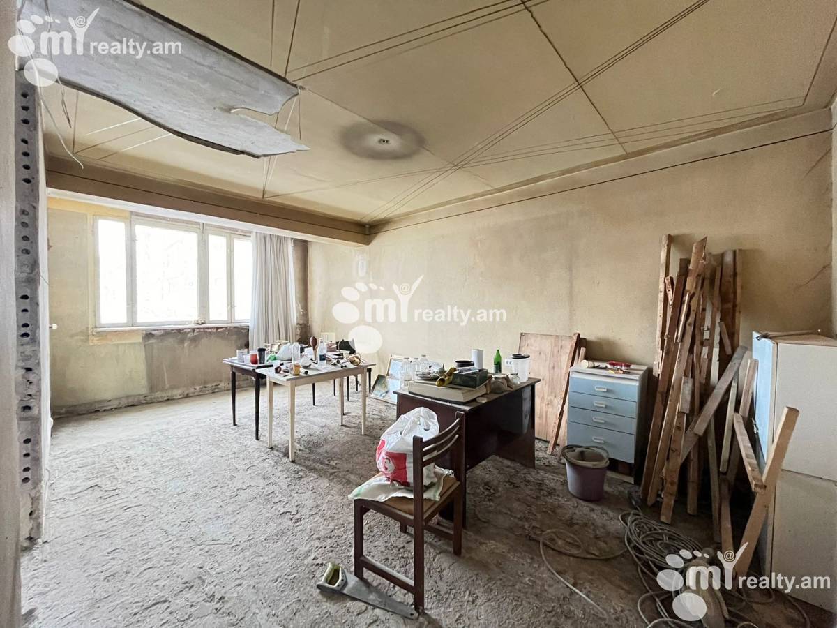 4 սենյականոց բնակարան  Միկոյան փող, Նոր Նորք Երևան, 159501