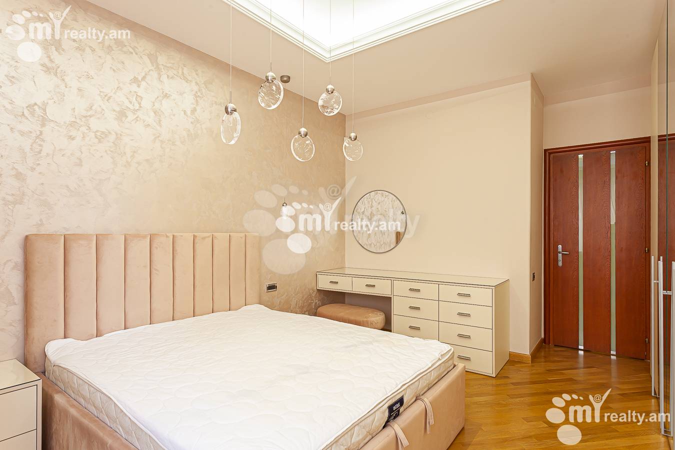 Купить 4 комнатную квартиру Пушкин ул, Центр Ереван, 145800