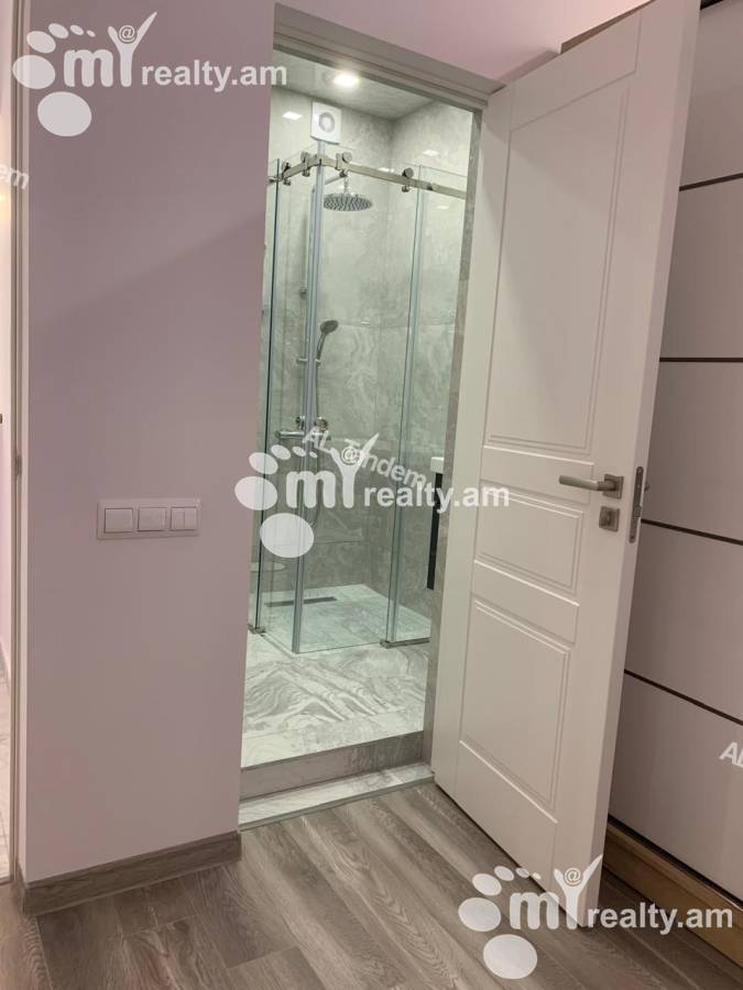 2 սենյականոց բնակարան վարձով Արամի փող, Կենտրոն Երևան, 156062
