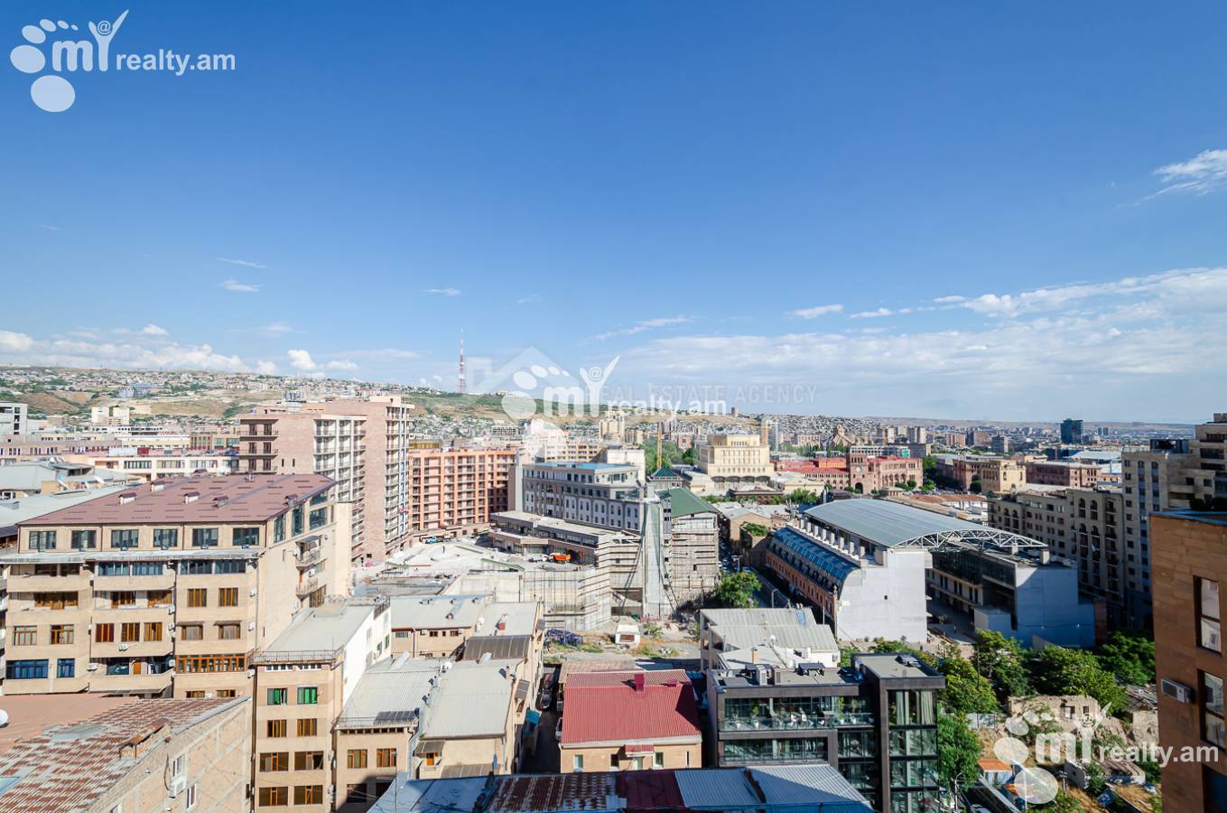Купить 2 комнатную квартиру Арам ул, Центр Ереван, 152025