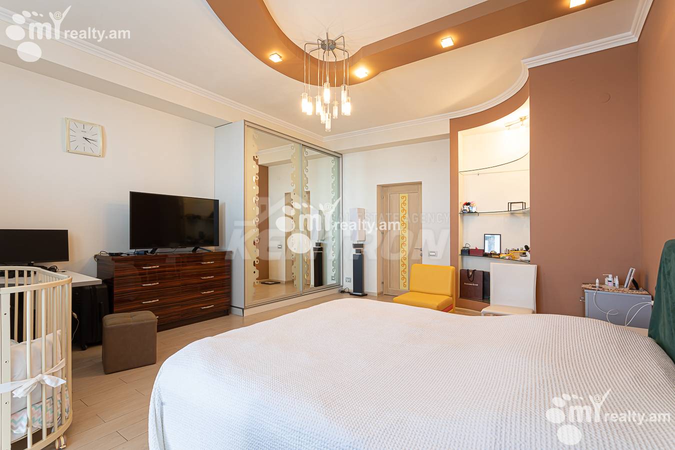 3 սենյականոց բնակարան  Քեռու փող, Արաբկիր Երևան, 156794