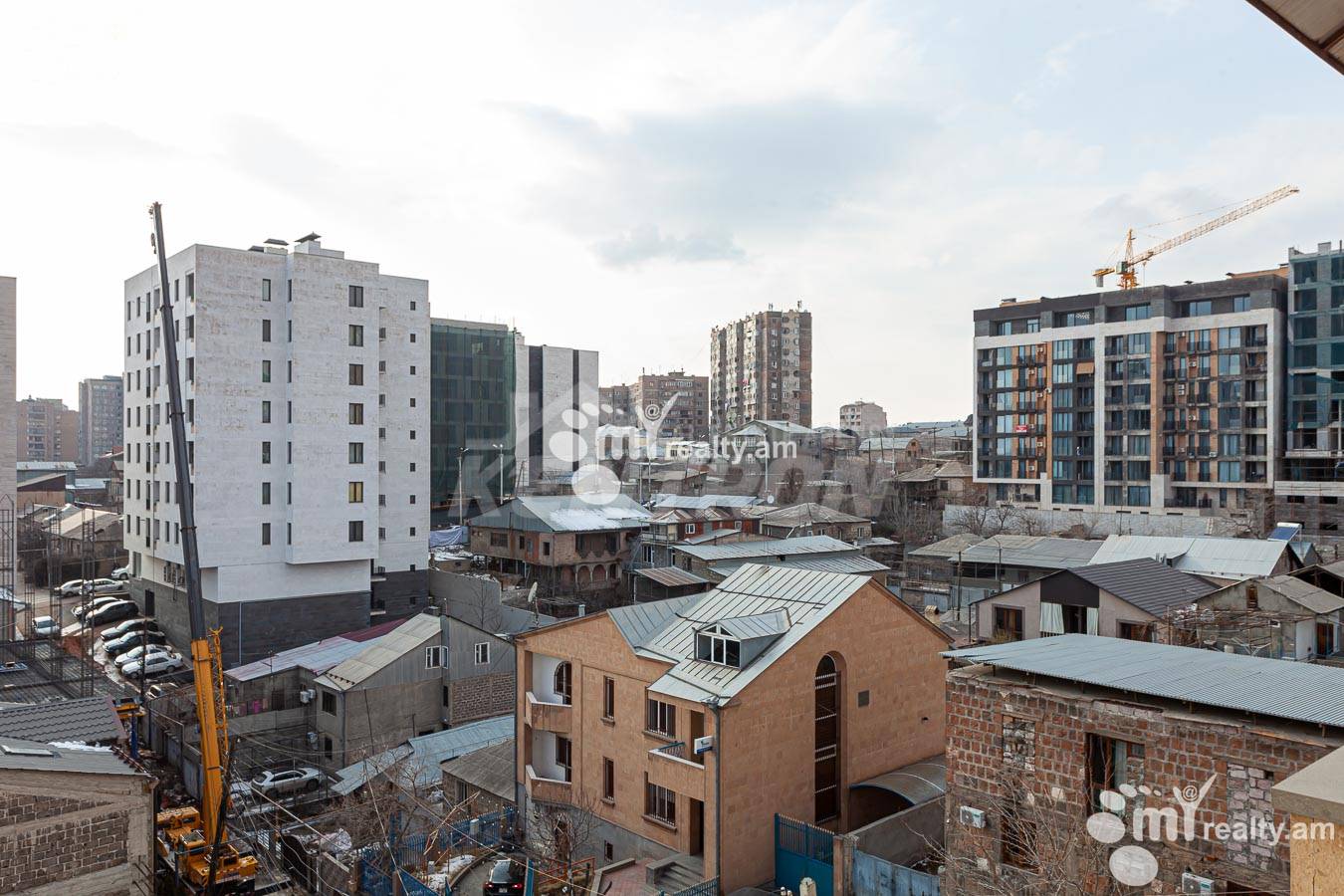 4 սենյականոց բնակարան  Վ. Դավթյան փող, Արաբկիր Երևան, 144169