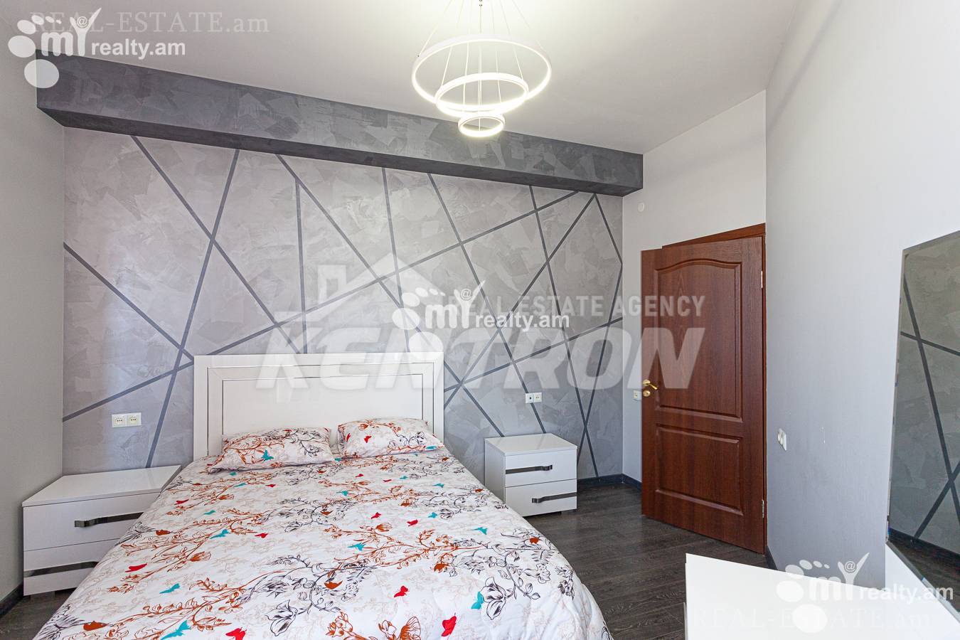 3 սենյականոց բնակարան  Մամիկոնյանց փող, Արաբկիր Երևան, 137198