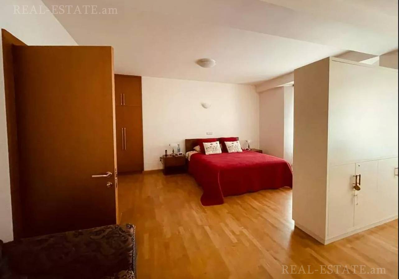 Купить 3 комнатную квартиру Амирян ул, Центр Ереван, 139700