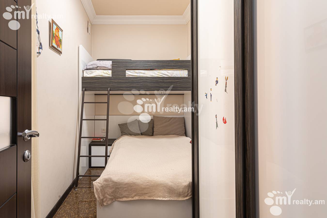 Купить 3 комнатную квартиру Адонц ул, Арабкир Ереван, 157098