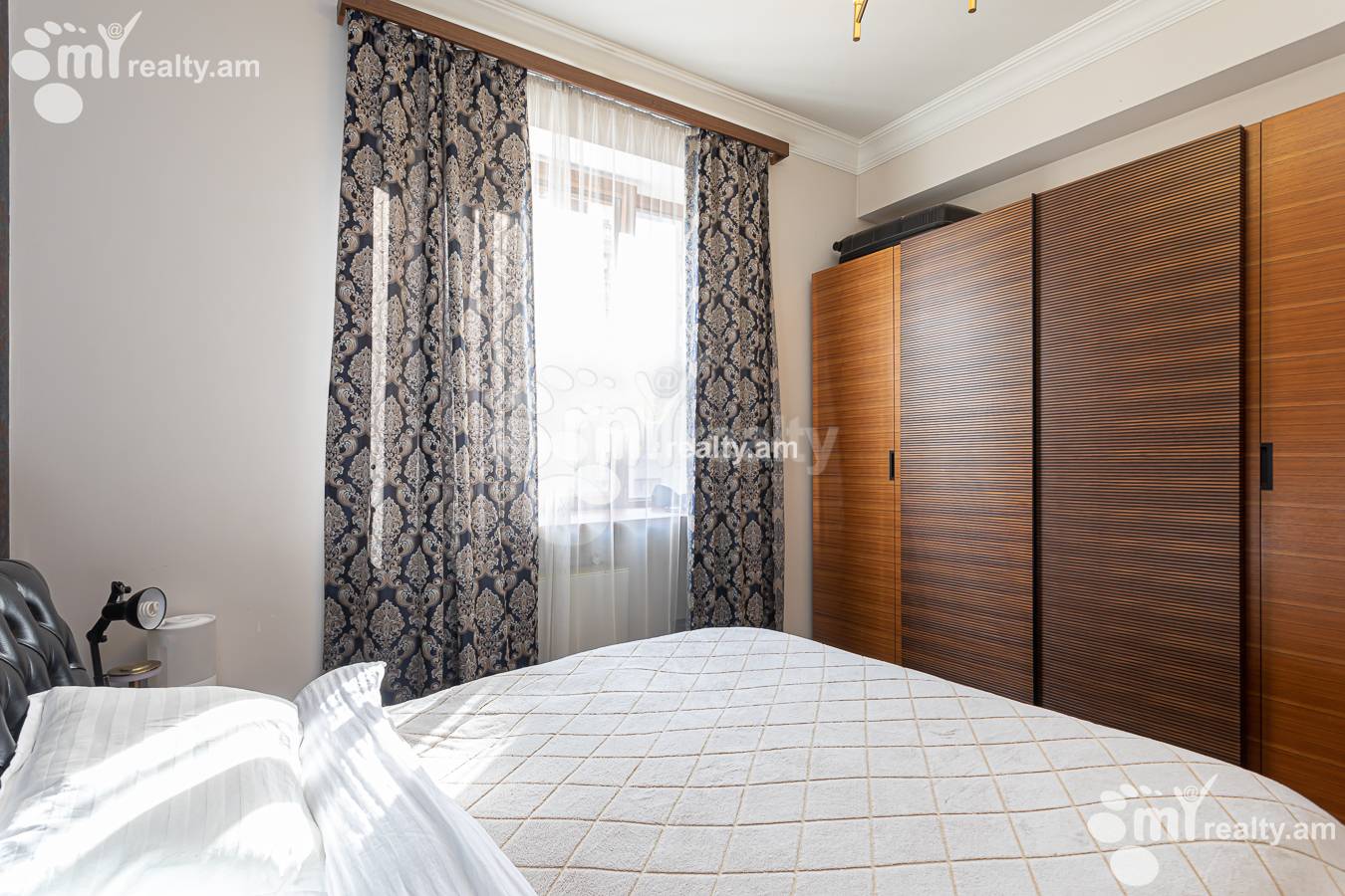 Купить 3 комнатную квартиру Адонц ул, Арабкир Ереван, 157098