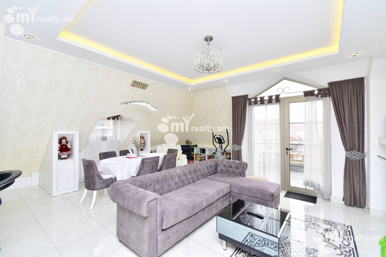 3 bedroom apartment for sale خیابان آنتارایین, مرکز شهر ایروان, 143197