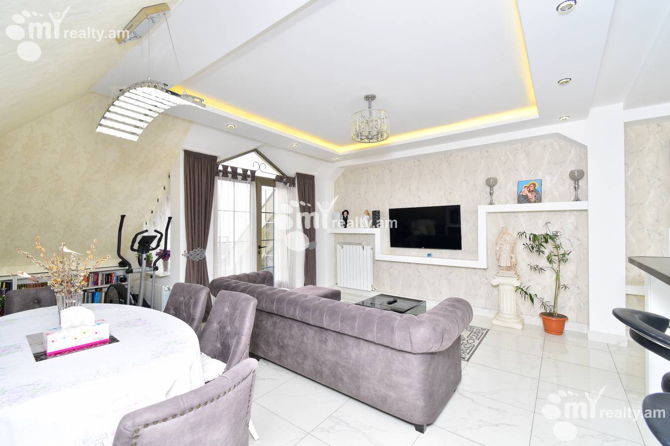 3 bedroom apartment for sale خیابان آنتارایین, مرکز شهر ایروان, 143197