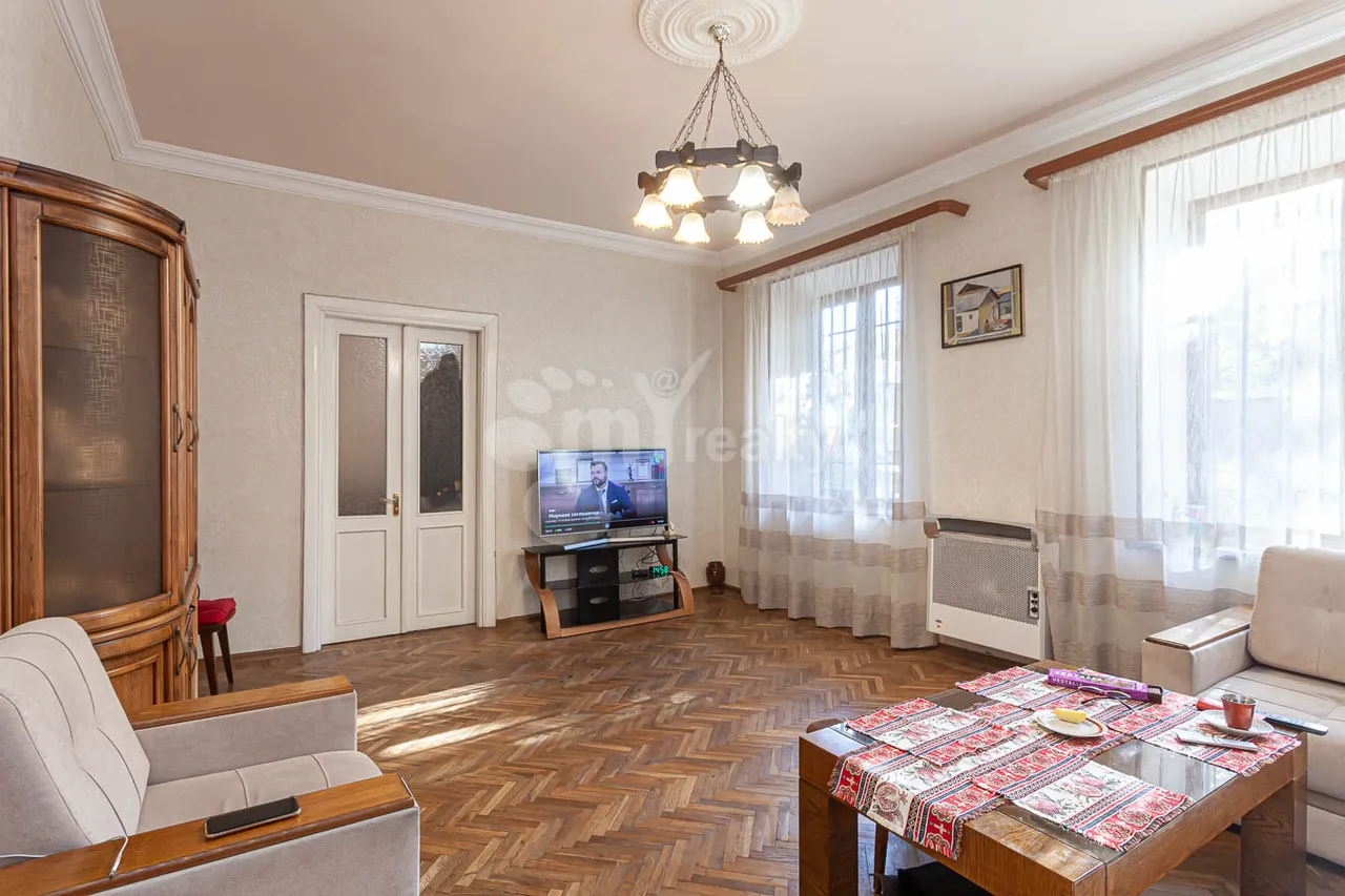 Commercial for sale خیابان ابوویان, مرکز شهر ایروان, 158522