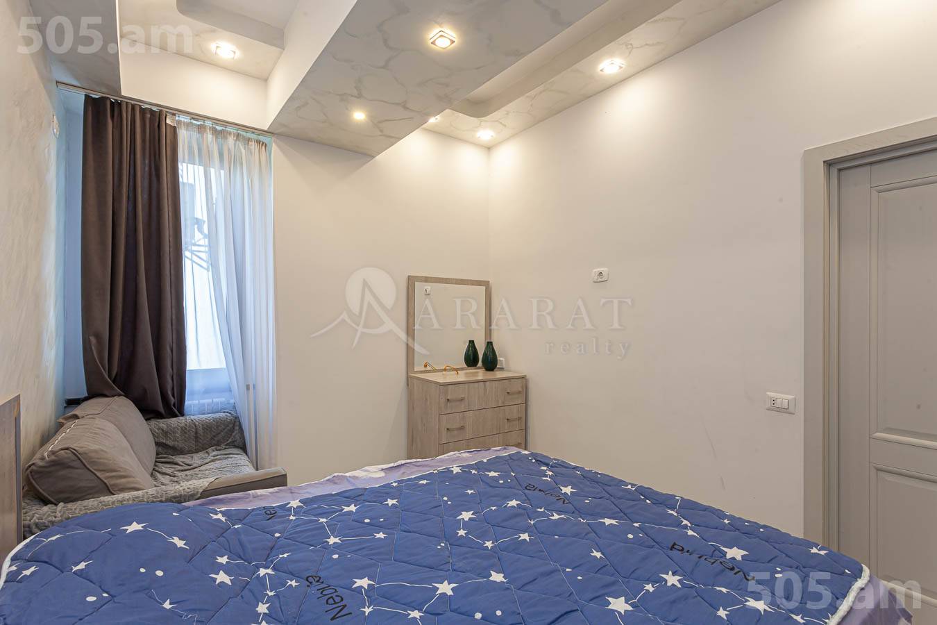 Купить 2 комнатную квартиру В.Вагаршян ул, Арабкир Ереван, 153500