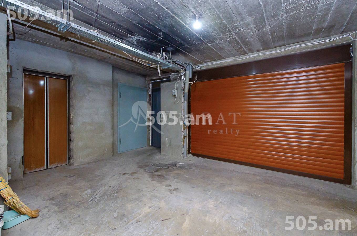 3 bedroom apartment for sale Antarayin St, Center Yerevan, 154788