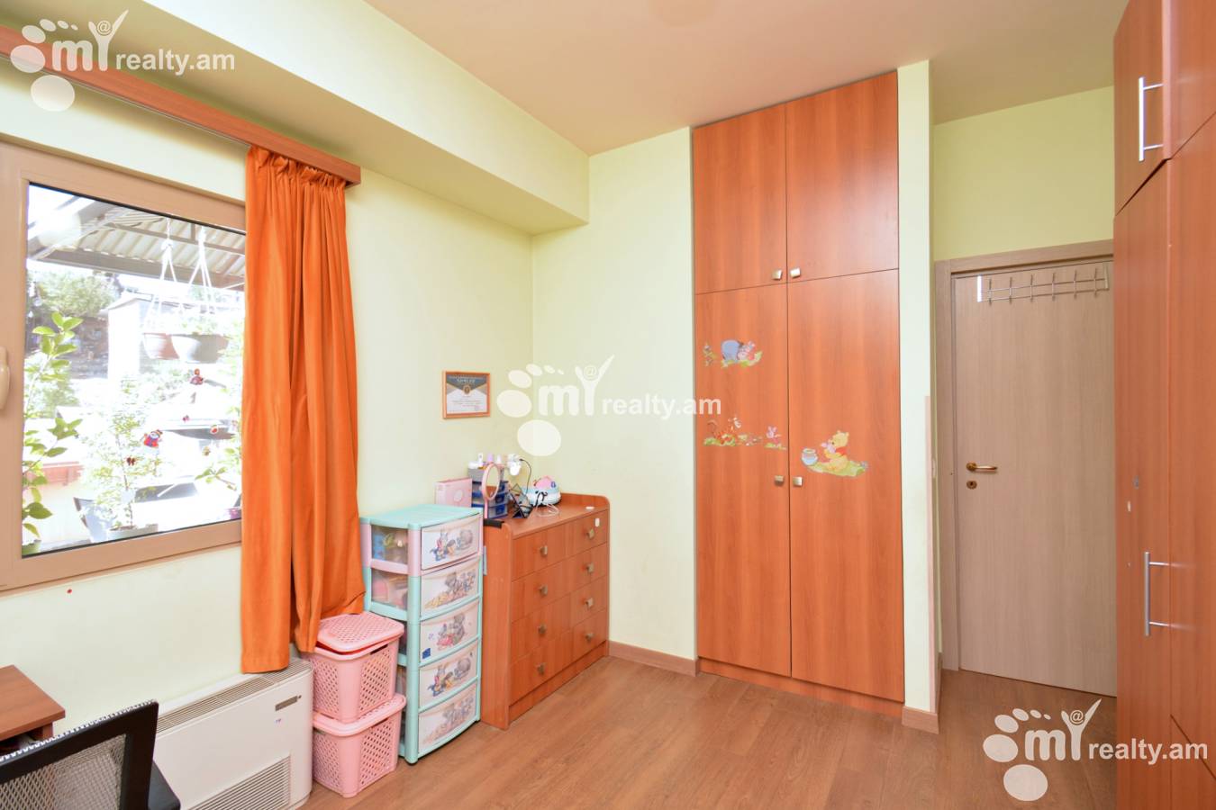 3 bedroom apartment for sale خیابان لئو, مرکز شهر ایروان, 156884