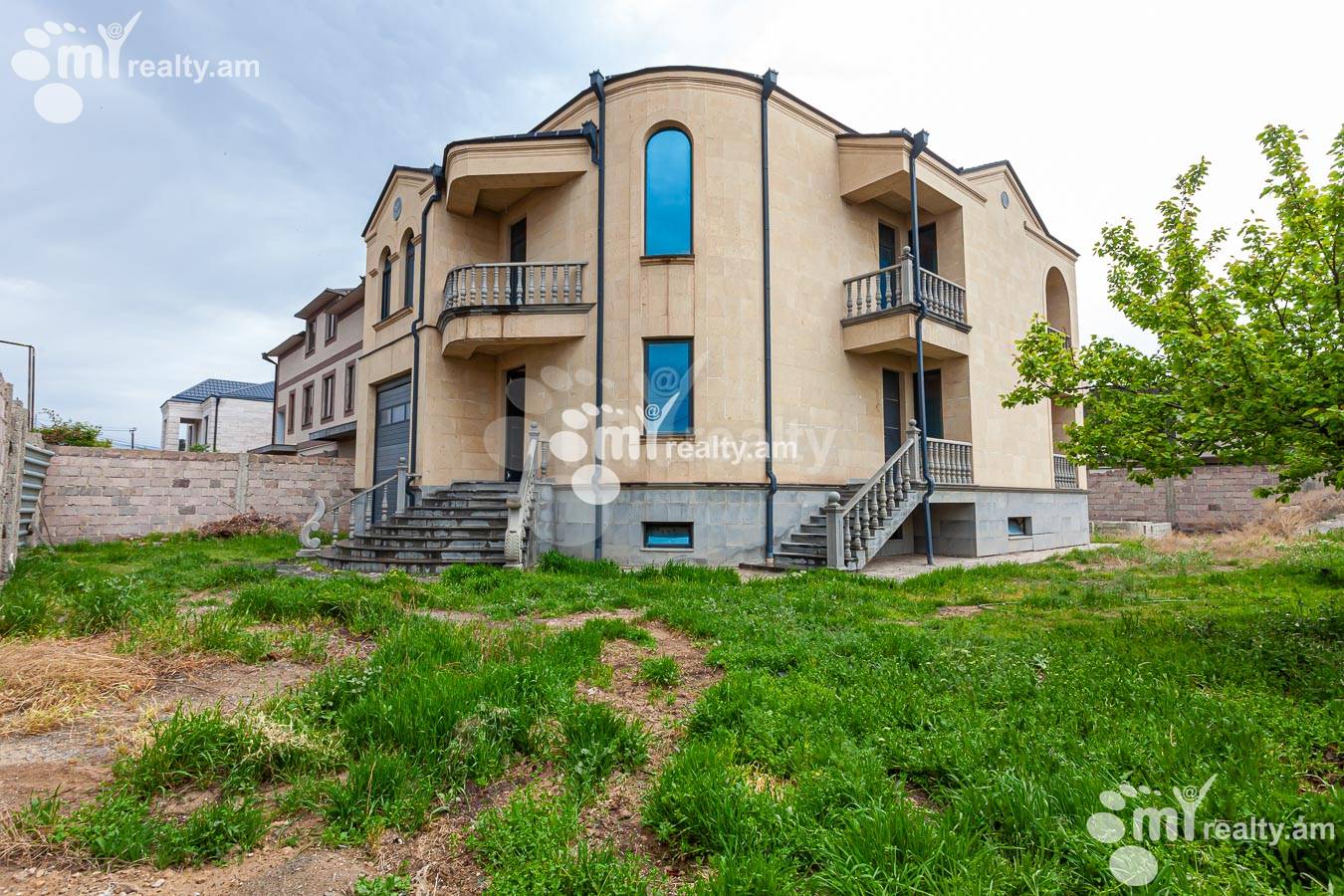 House for sale G 1 dis., Ajapnyak Yerevan, 155301