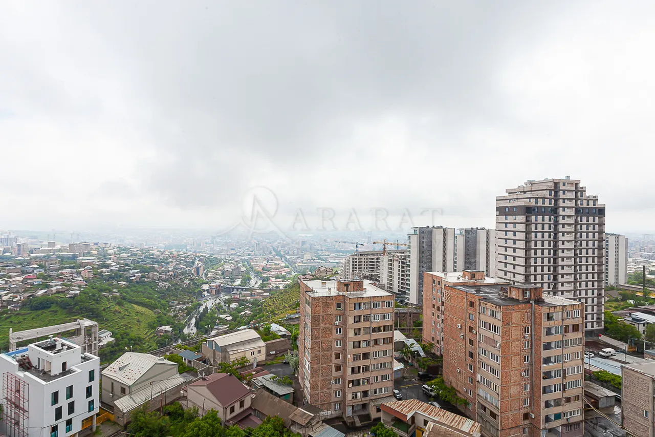 3 bedroom apartment for sale Gogol St, Kanaqer-Zeytun Yerevan, 157788