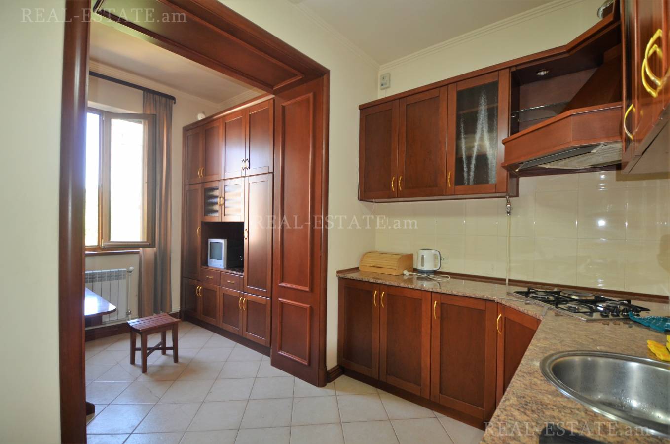 2 սենյականոց բնակարան վարձով Աբովյան փող, Կենտրոն Երևան, 113074