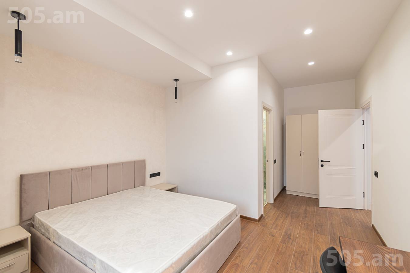 2 bedroom apartment for sale Zavaryan St, Center Yerevan, 147052