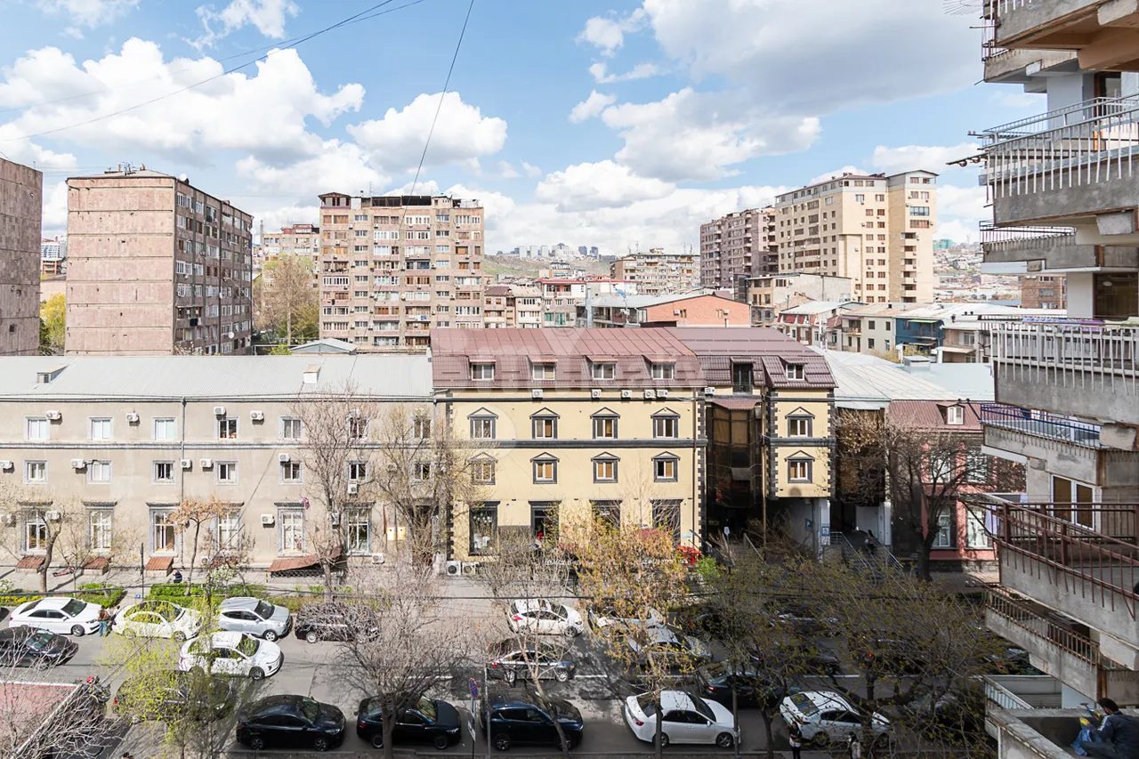 2 bedroom apartment for rent خیابان پوشکین, مرکز شهر ایروان, 160138