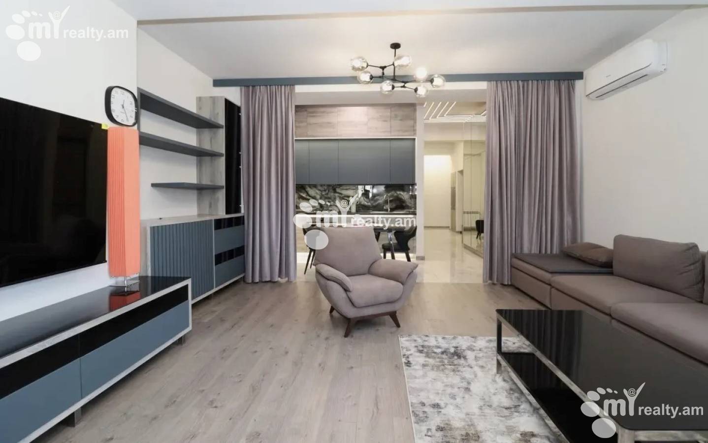 4 bedroom apartment for rent Tigran Mets Ave, Center Yerevan, 156285