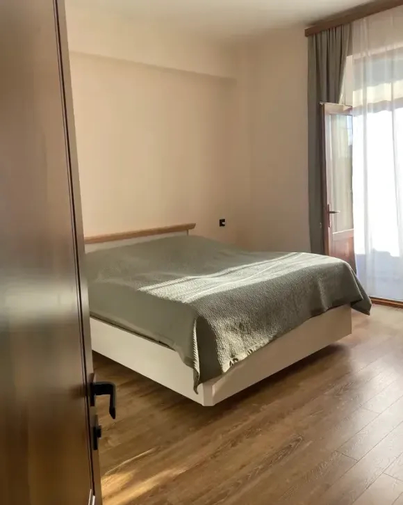 3 սենյականոց բնակարան  Մ․ Մելքոնյան փող, Կենտրոն Երևան, 159602