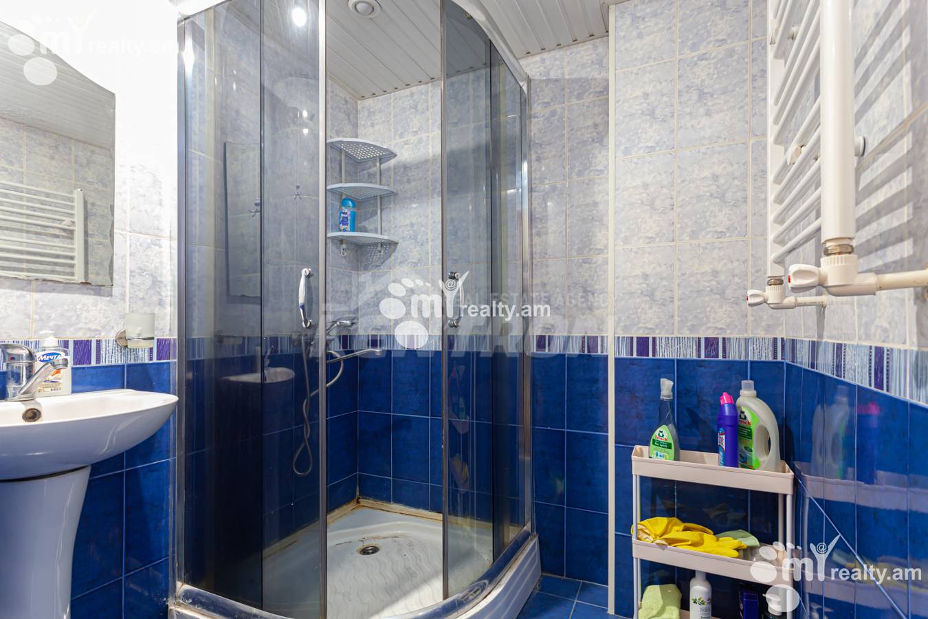 3 bedroom apartment for rent Mashtots Ave, Center Yerevan, 152057