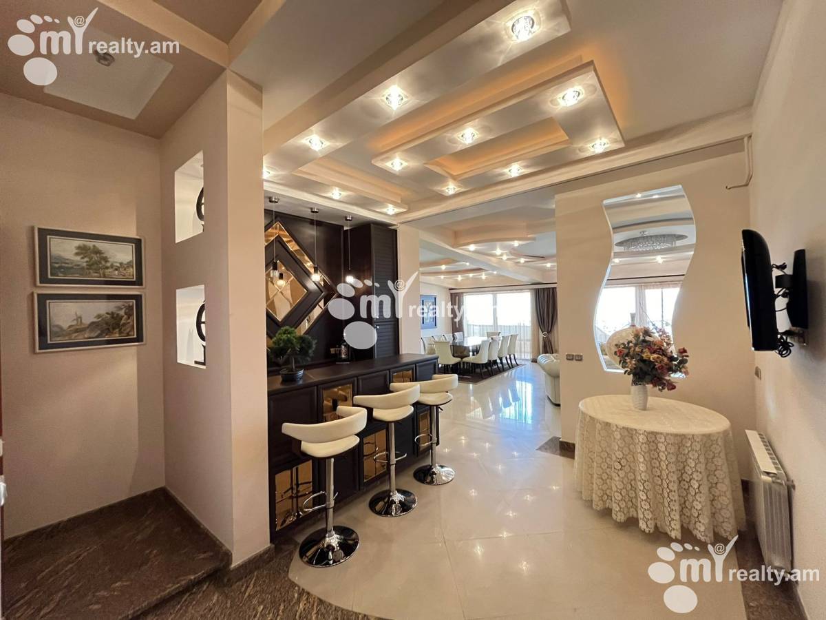 5 bedroom apartment for sale خیابان آنتارایین, مرکز شهر ایروان, 156791