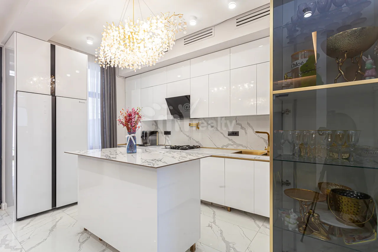 House for sale G 1 dis., Ajapnyak Yerevan, 157364