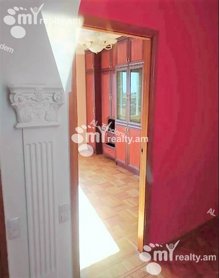 Купить 3 комнатную квартиру Маргарян ул, Ачапняк Ереван, 140267