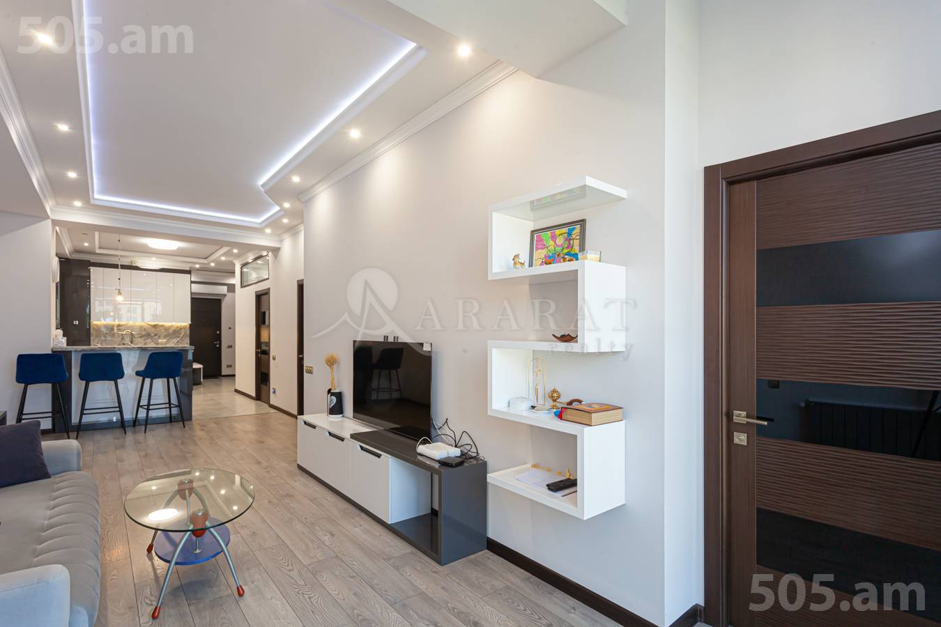 3 bedroom apartment for sale Nalbandyan St, Center Yerevan, 150864