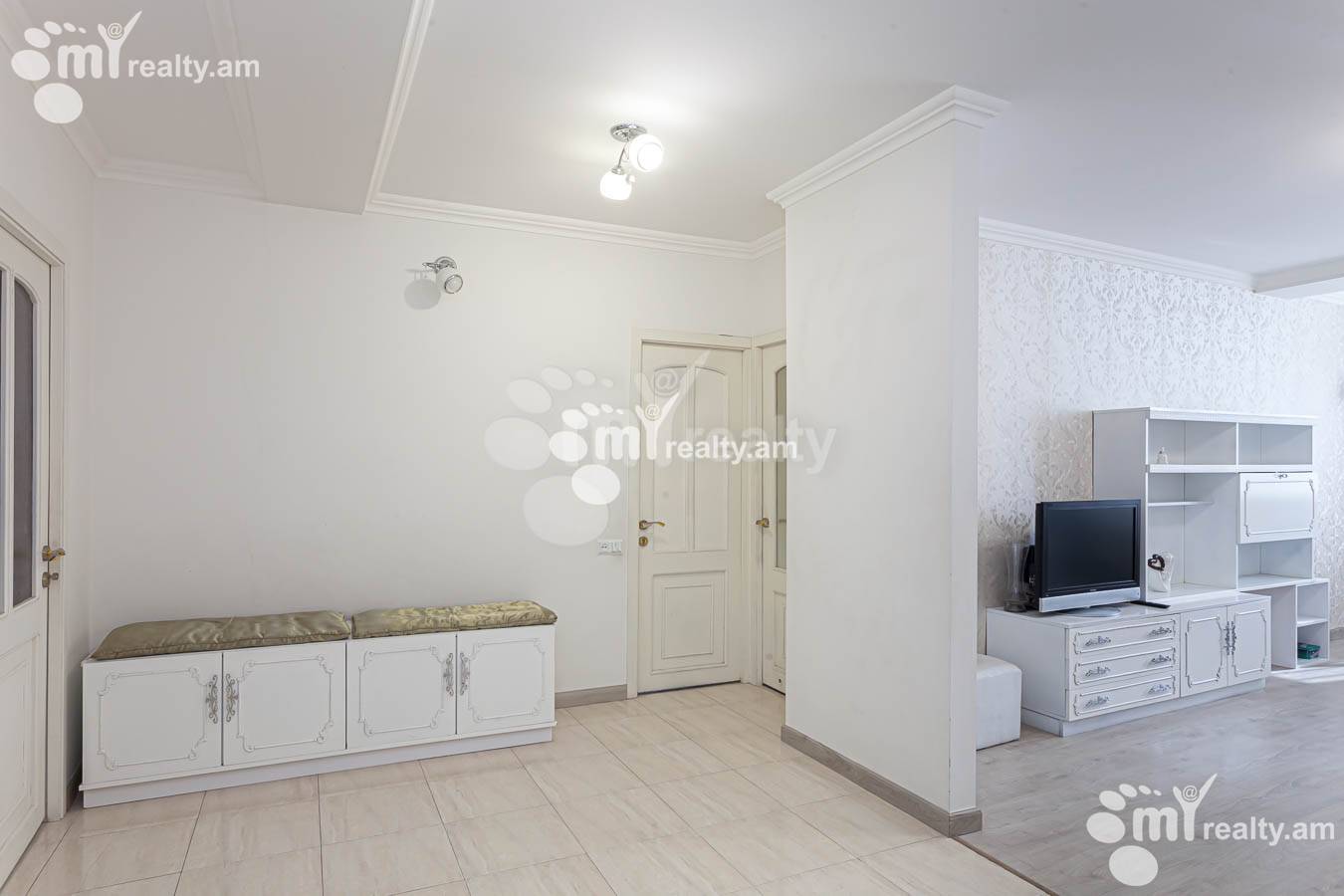 Снять 3 комнатную квартиру Маштоца пр, Центр Ереван, 153283