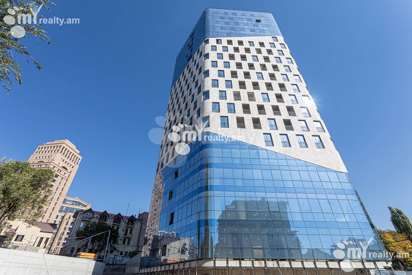 Купить 2 комнатную квартиру Н. Зарян стр, Арабкир Ереван, 156998