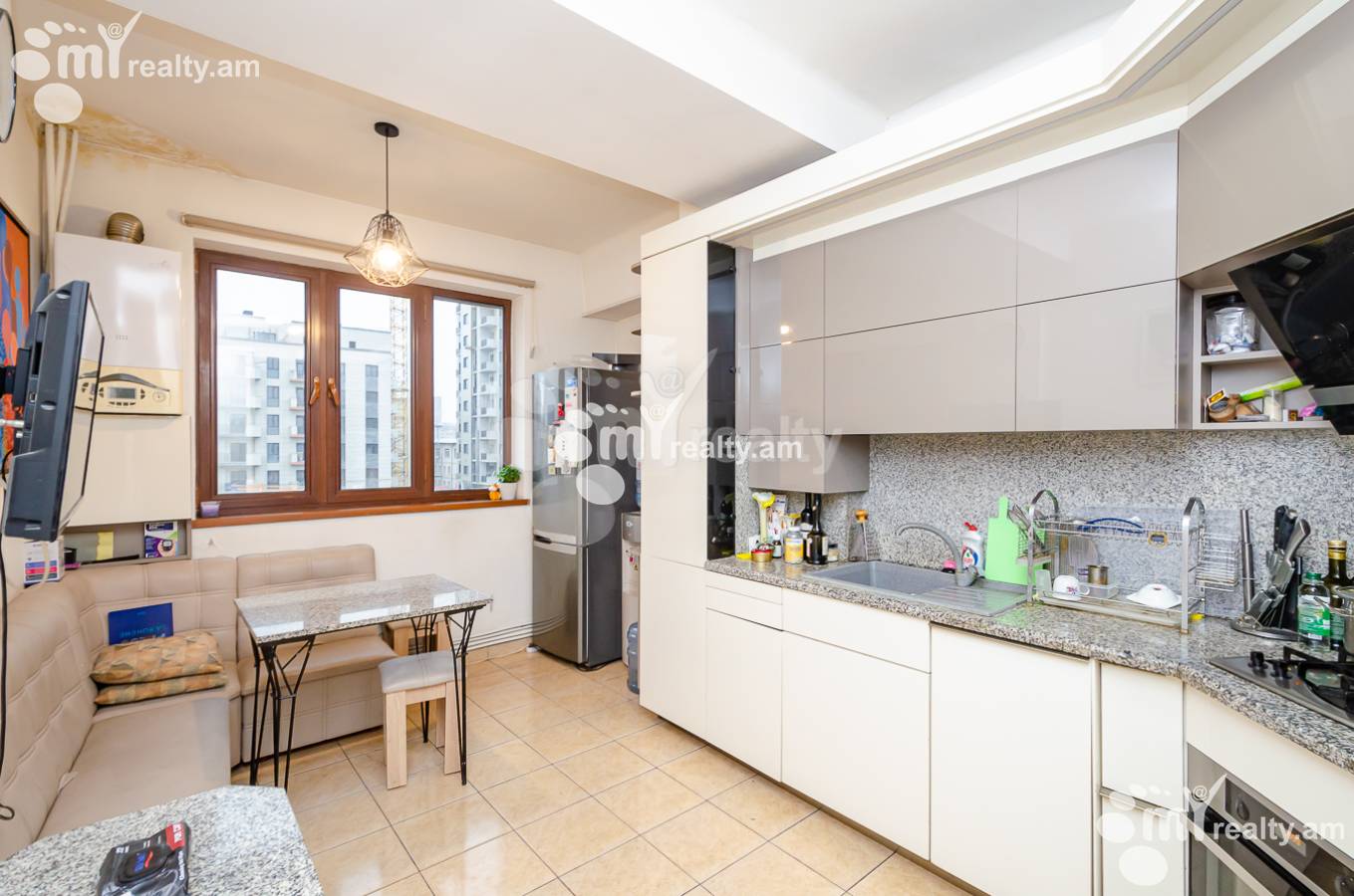 5 սենյականոց բնակարան  Օրբելի Եղբայրների փող, Արաբկիր Երևան, 154292