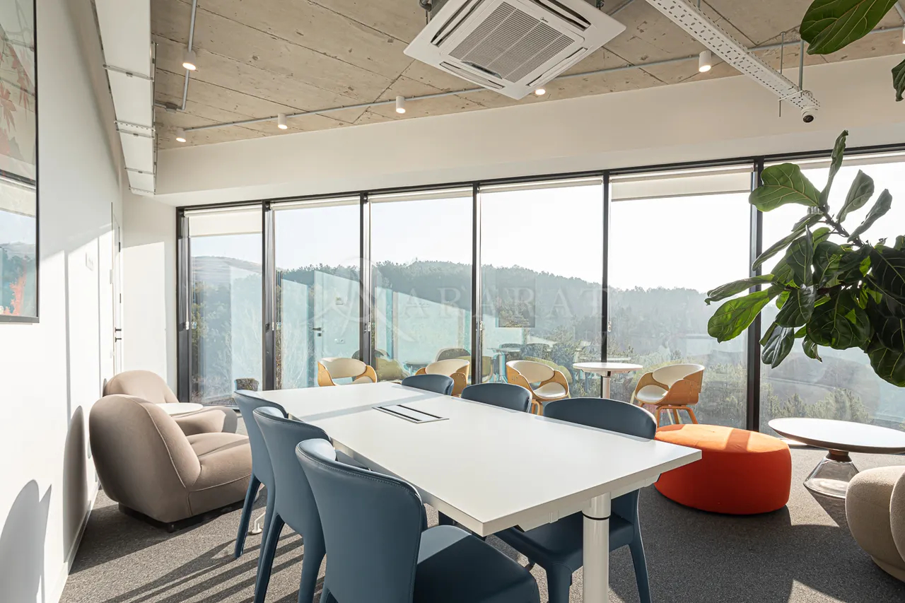 Снять коммерческoе помещение Джрвеж, Джрвеж Котайк, 158120