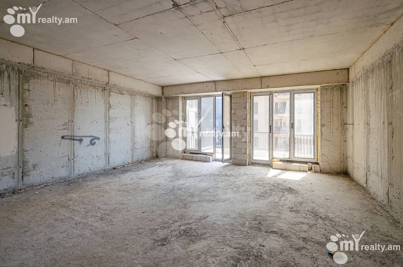 3 bedroom apartment for sale Paronyan St, Center Yerevan, 146397