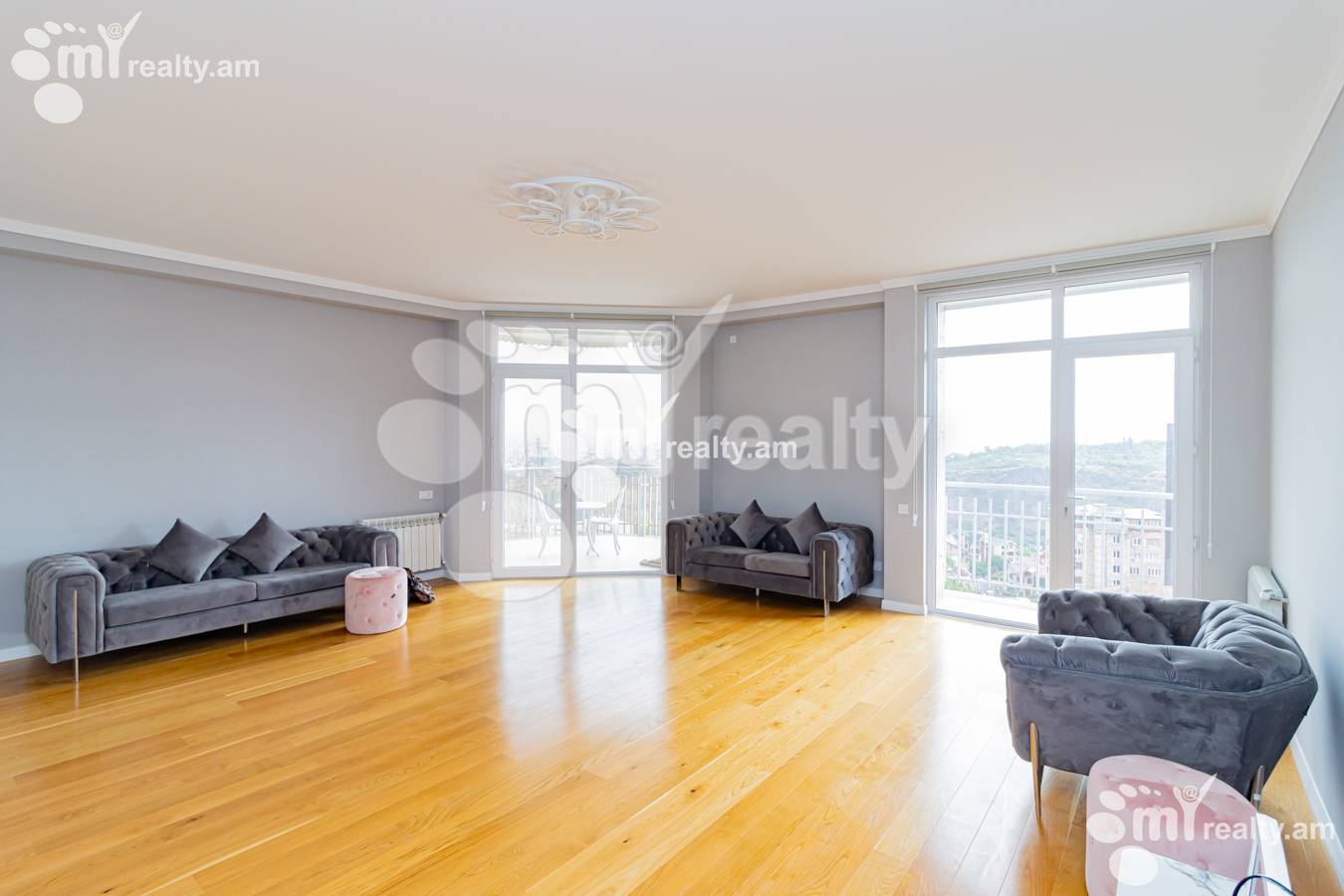 3 bedroom apartment for sale (خیابان باقرامیان (عربکیر, عربگیر ایروان, 135073