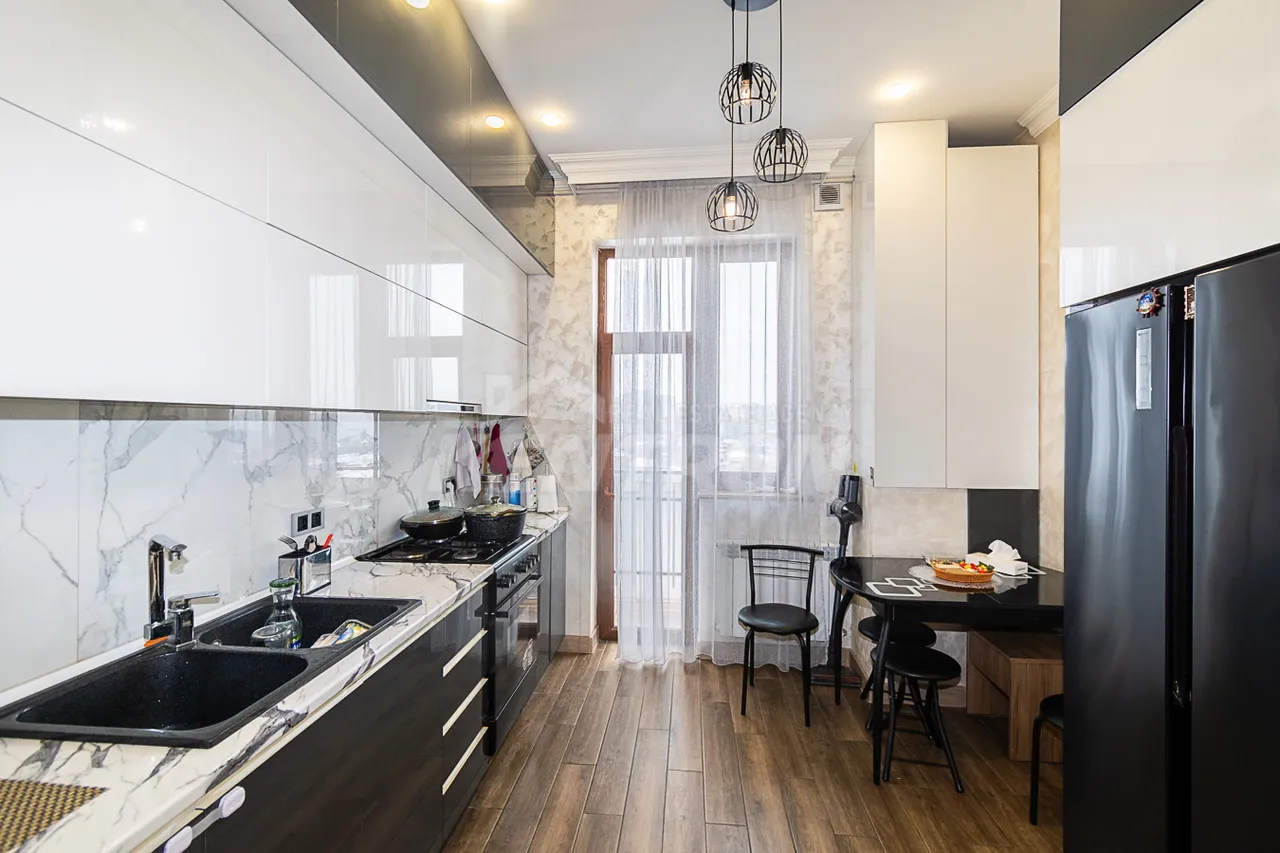 3 bedroom apartment for sale خیابان مولدواکان, نور نورک ایروان, 157743