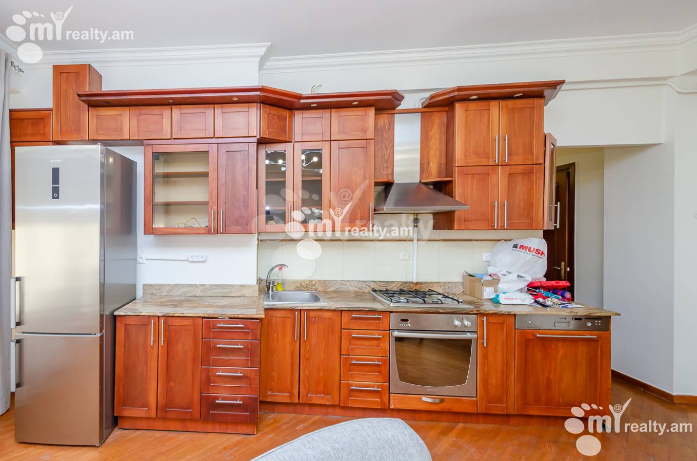 4 bedroom apartment for rent Yekmalyan St, Center Yerevan, 153170
