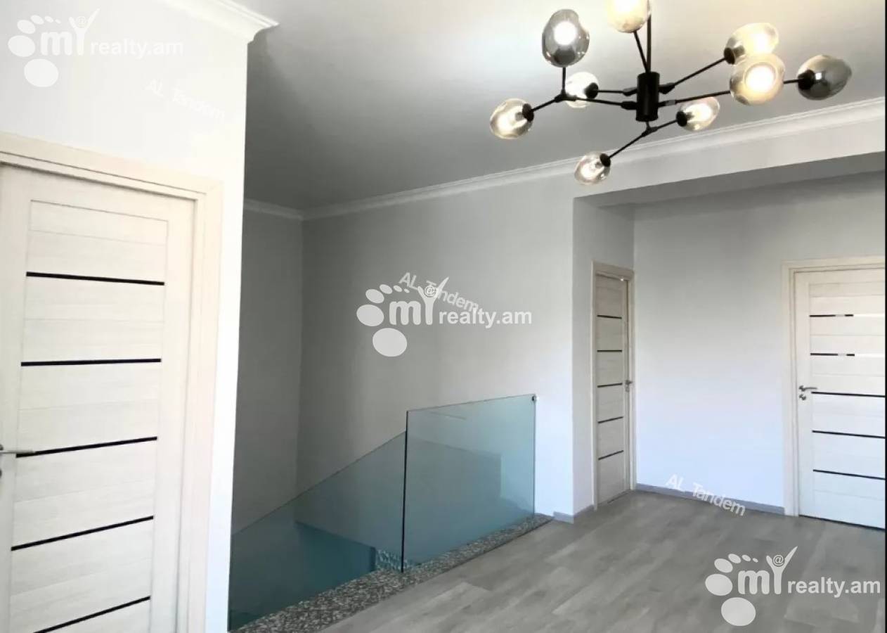 House for sale Nazarbekyan district, Ajapnyak Yerevan, 142040
