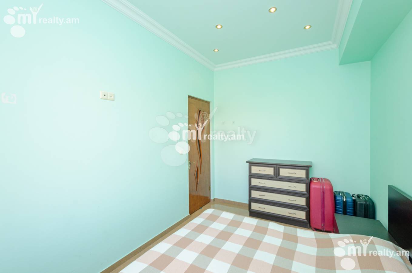 3 bedroom apartment for rent Riga St, Arabkir Yerevan, 139559