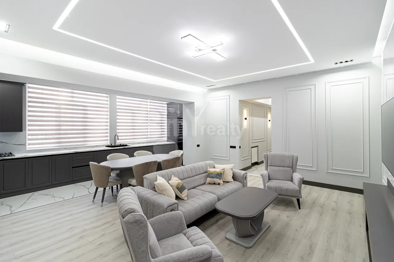 2 bedroom apartment for sale Hanrapetutyan St, Center Yerevan, 159834