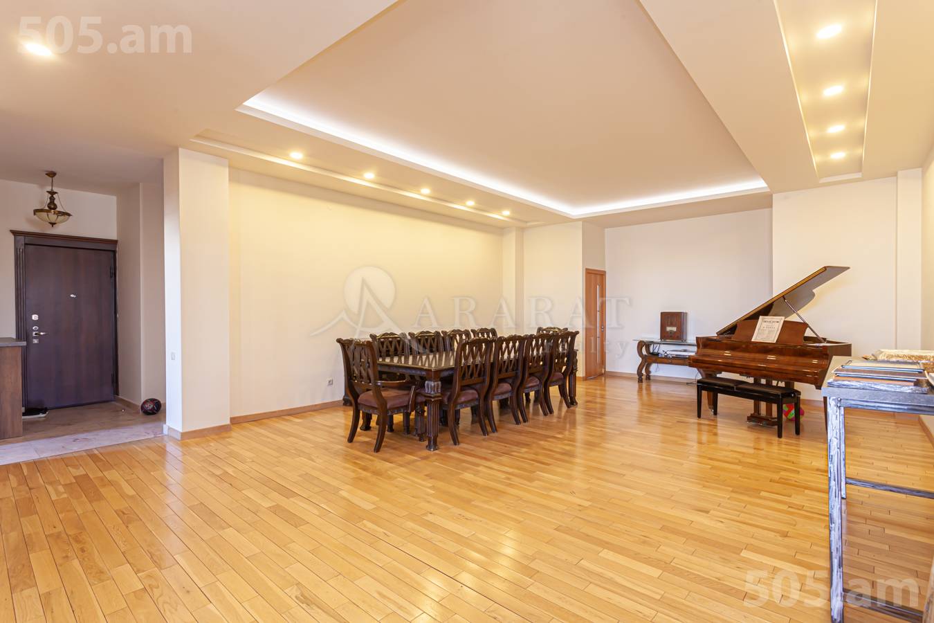 4 bedroom apartment for rent Azatutyan Ave, Arabkir Yerevan, 154351